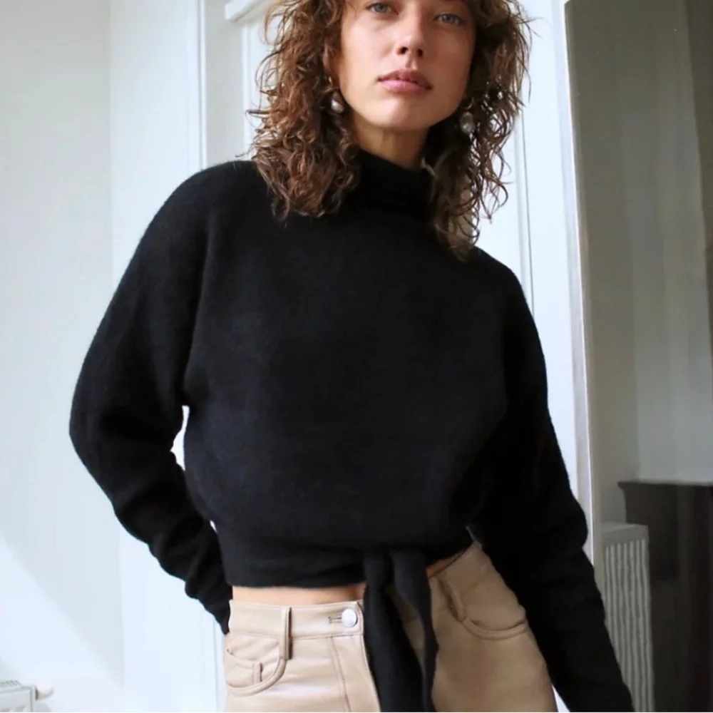 Aritzia Wilfred Lorin Black Wool Knit Alpaca Formal Evening Cozy Sweater Size XS - Picture 7 of 16